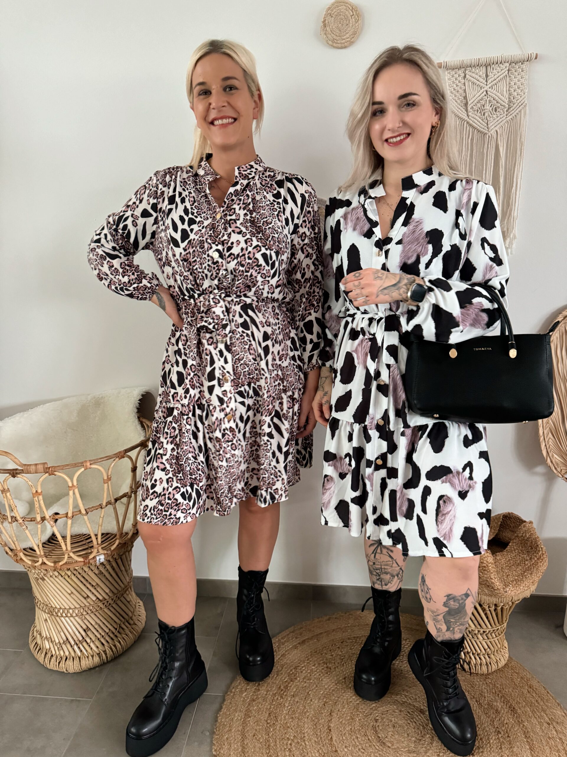 0236 Hemdblusenkleid mit Leo Print braun – Bild 3