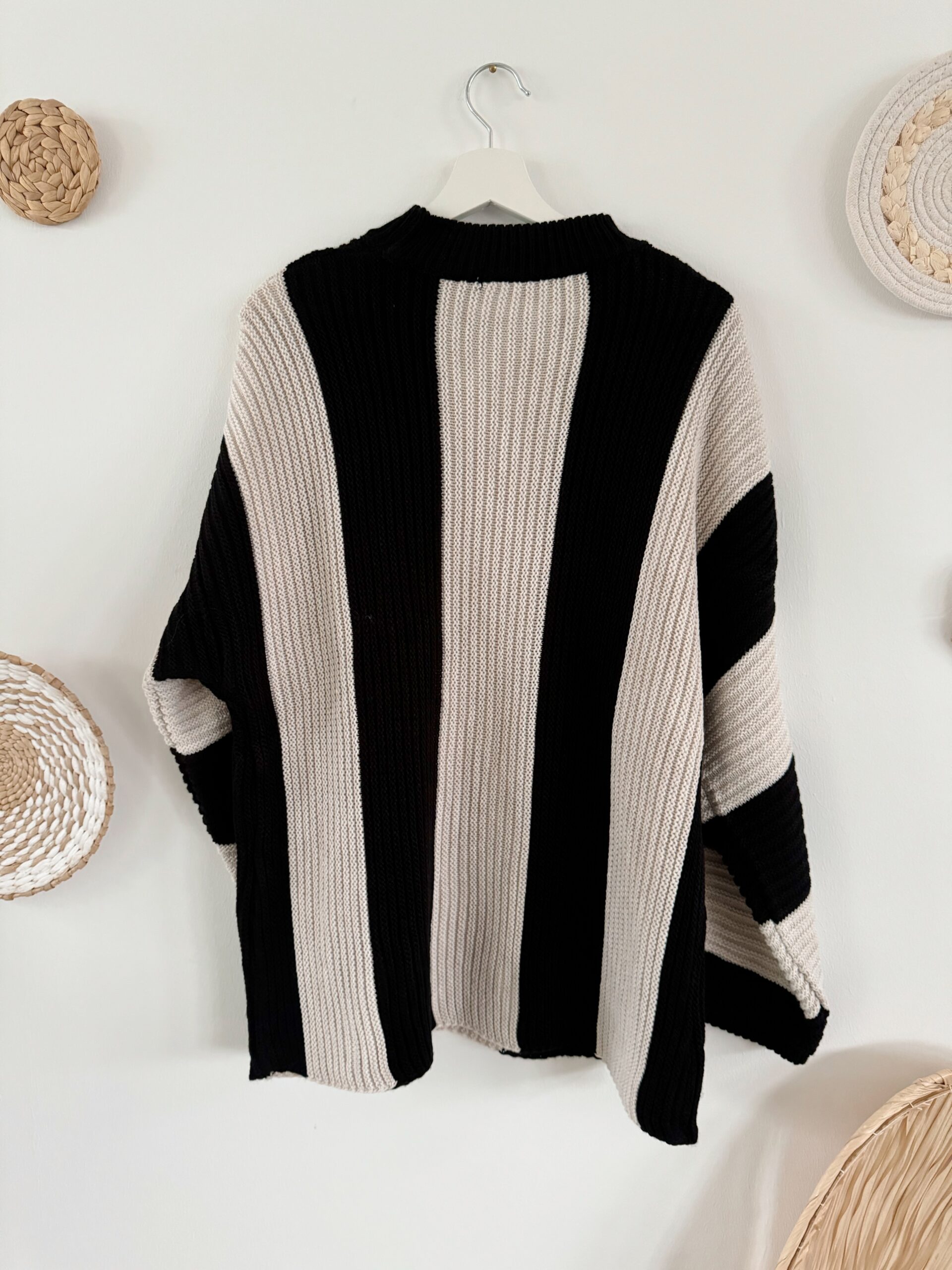 0228 Pullover mit Streifen - Image 4